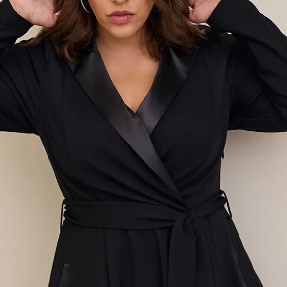 TORRID NWT MINI TUXEDO DRESS - Picture 4 of 6